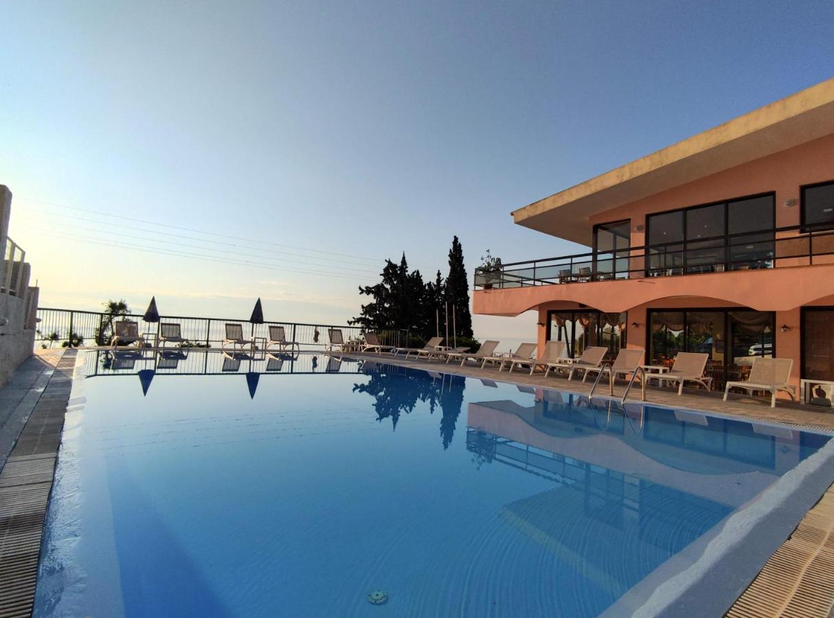 Siora Leni Hotel Benitses  Exterior foto